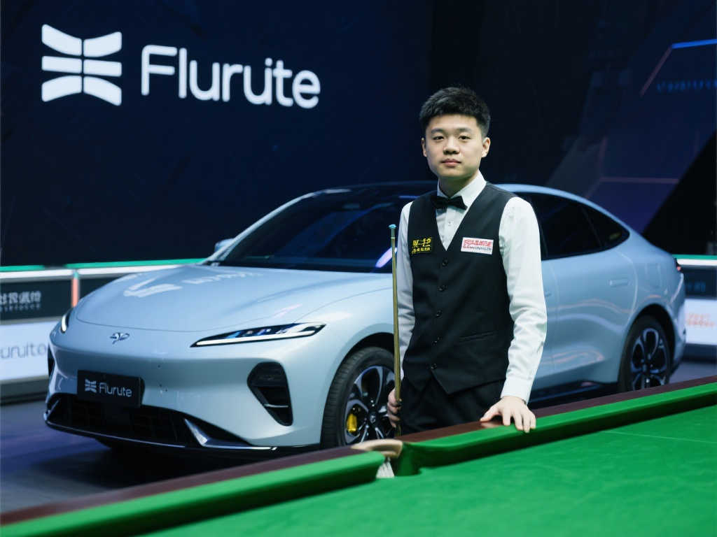 赵心童夺冠座驾揭秘：极氪009黑绿配色搭配专属拉花